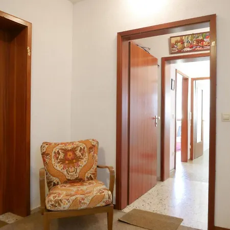Apartment Apt 3 Haus Lucia *